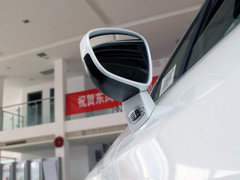 2012款 2.3L 自动 尊驭型