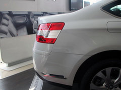 2012款 2.3L 自动 尊驭型