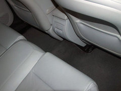 2012款 2.3L 自动 尊驭型