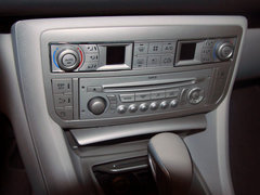 2012款 2.3L 自动 尊驭型