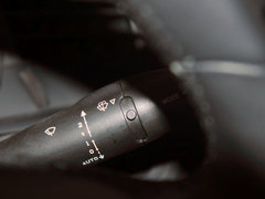 2012款 2.3L 自动 尊驭型