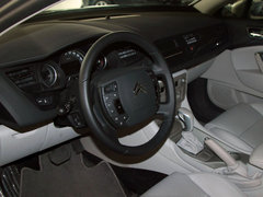 2012款 2.3L 自动 尊驭型