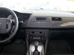 2012款 2.3L 自动 尊贵型
