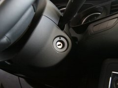 2012款 2.3L 自动 尊贵型
