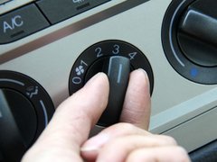 2012款 1.6 手动 豪华型