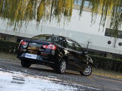 2012款 1.6 手动 豪华型