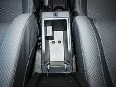 2012款 1.6L 手动 尊雅型