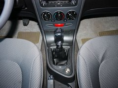 2012款 1.6L 手动 尊雅型
