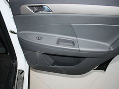 2012款 1.6 手动 尊逸型
