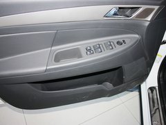 2012款 1.6 手动 尊逸型