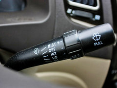 2012款 1.8L 手动 精英型