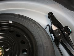 2012款 1.8L 手动 精英型