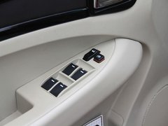 2012款 1.8L 自动 豪华型