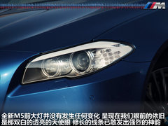 2012款 4.4T DCT 