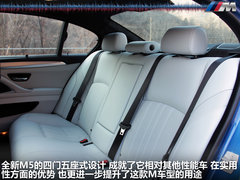 2012款 4.4T DCT 