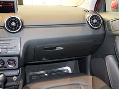 奥迪A1 2013款 30TFSI 1.4T Sportback Urban
