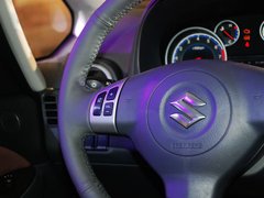 2012款 1.6L 自动锐骑型