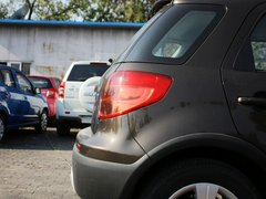 2012款 1.6L 自动锐骑型