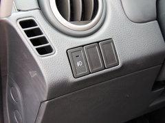 2012款 1.6L 自动锐骑型