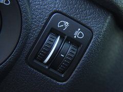 2012款 1.8TSI 手动 两驱都会版 5座