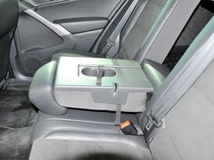 2012款 2.0TSI 自动 四驱旗舰版 5座