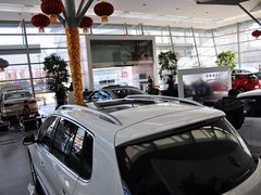 2012款 2.0TSI 自动 四驱旗舰版 5座