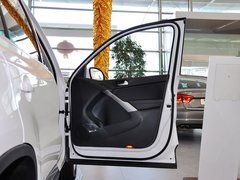 2012款 2.0TSI 自动 四驱旗舰版 5座