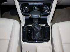 2012款 1.8TSI 自动 优雅版