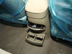 2012款 2.0 手动 豪华型 5座