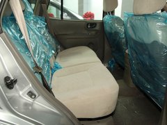 2012款 2.0 手动 豪华型 5座