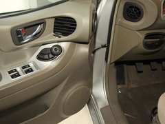 2012款 2.0 手动 豪华型 5座