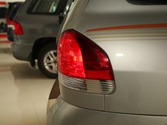 2012款 2.0 手动 豪华型 5座