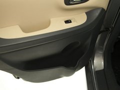 2012款 1.8T 手动 舒适型 5座