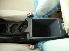 2012款 1.8T 手动 舒适型 5座