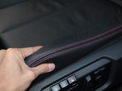 2013款 328i 2.0T 运动型