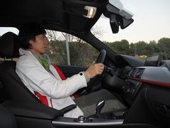 2013款 328i 2.0T 运动型