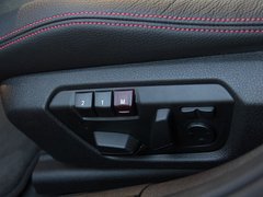 2013款 328i 2.0T 运动型