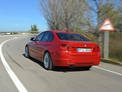 2013款 328i 2.0T 运动型