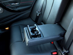 2013款 328i 2.0T 运动型