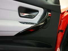 2013款 328i 2.0T 运动型