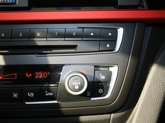 2013款 328i 2.0T 运动型