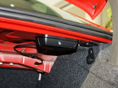 2013款 328i 2.0T 运动型