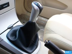 2012款 1.5L 手动 豪华型