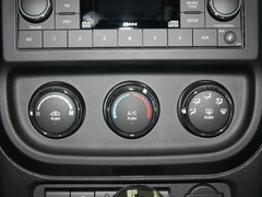 2012款 2.0 CVT 运动版 5座