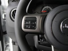 2012款 2.4 CVT 运动版 5座