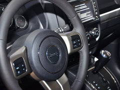 2013 2.4L CVT 炫黑导航版 5座