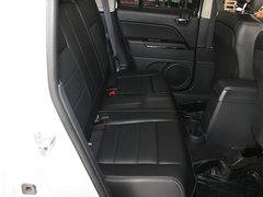 2012款 2.4 自动 豪华版 5座