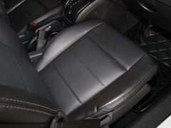 2012款 2.4 自动 豪华版 5座
