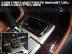 2012款 570 5.7 自动 8座