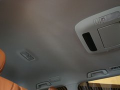 2012款 570 5.7 自动 8座